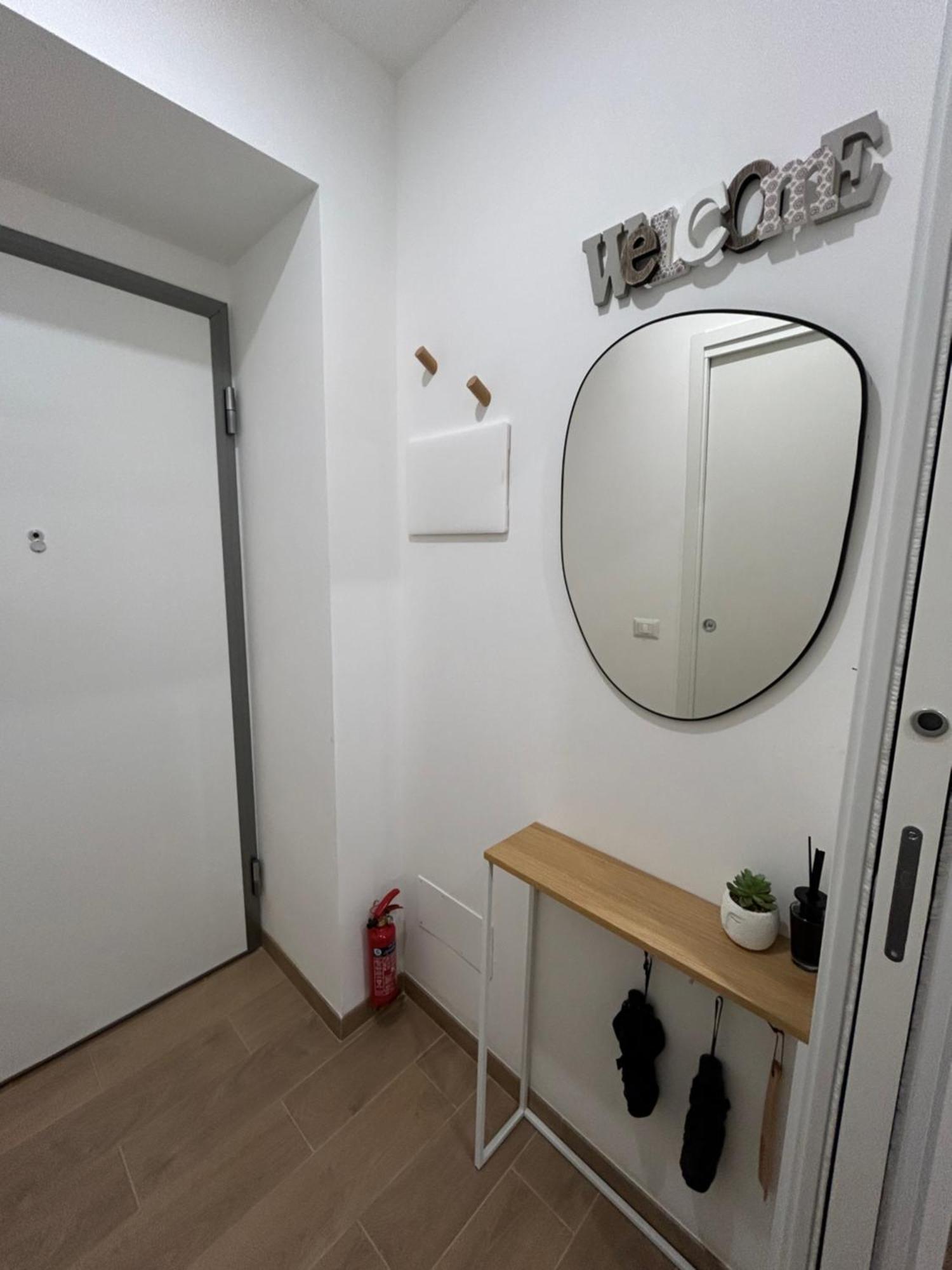 מילאנו Navigli-Bocconi - Peque Home, Wi-Fi מראה חיצוני תמונה
